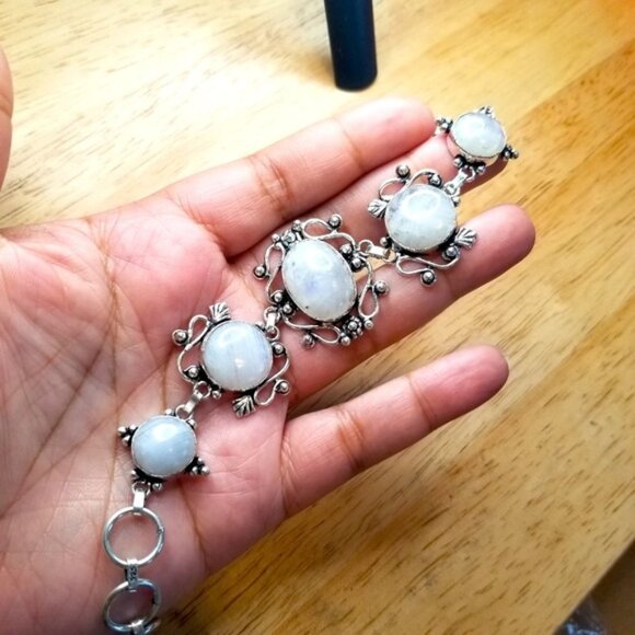 Moonstone Vintage Silver Bracelet - Picture 11 of 13
